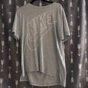 Nike Athletic Short Sleeve Shirt